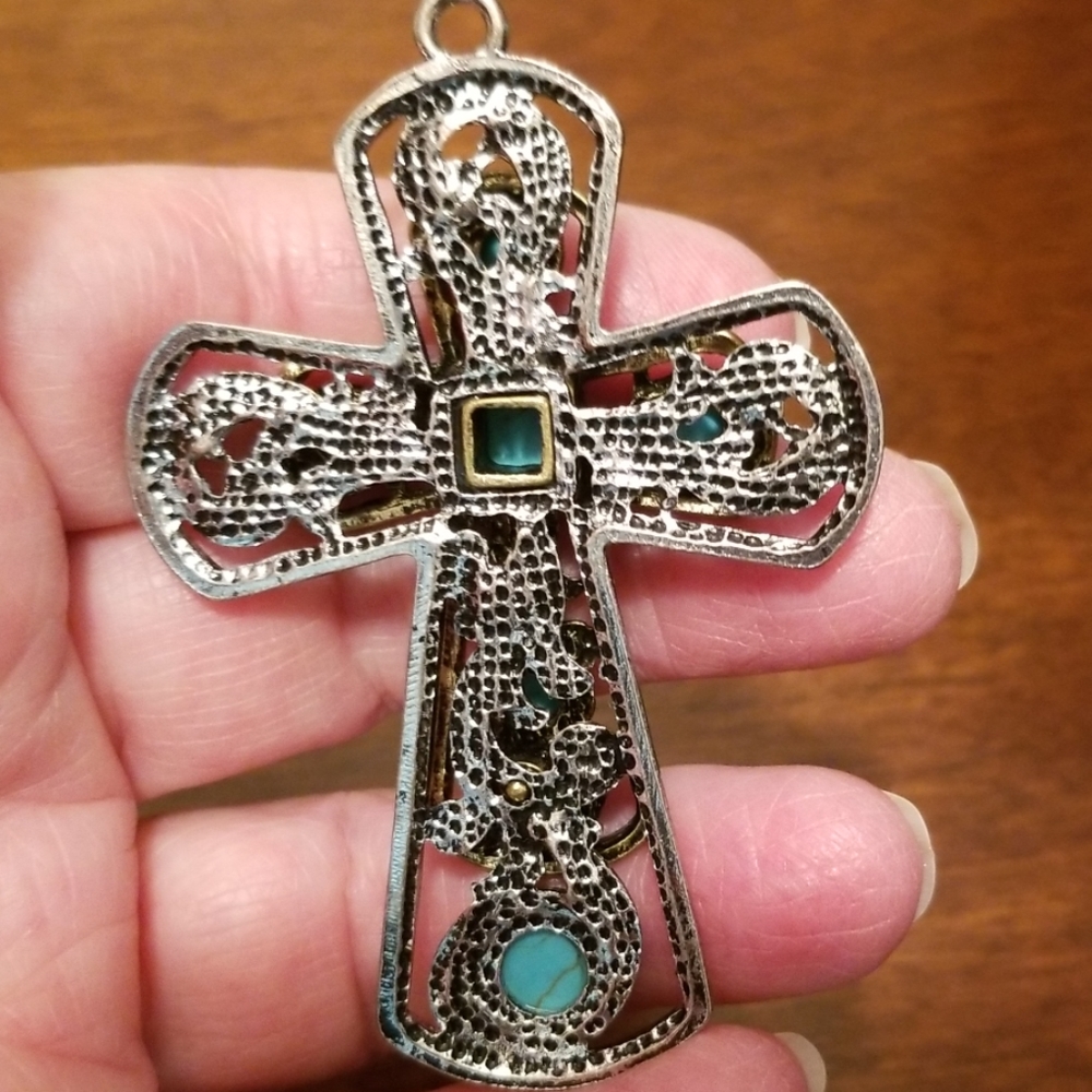 Cross Pendant - Picture 2 of 2